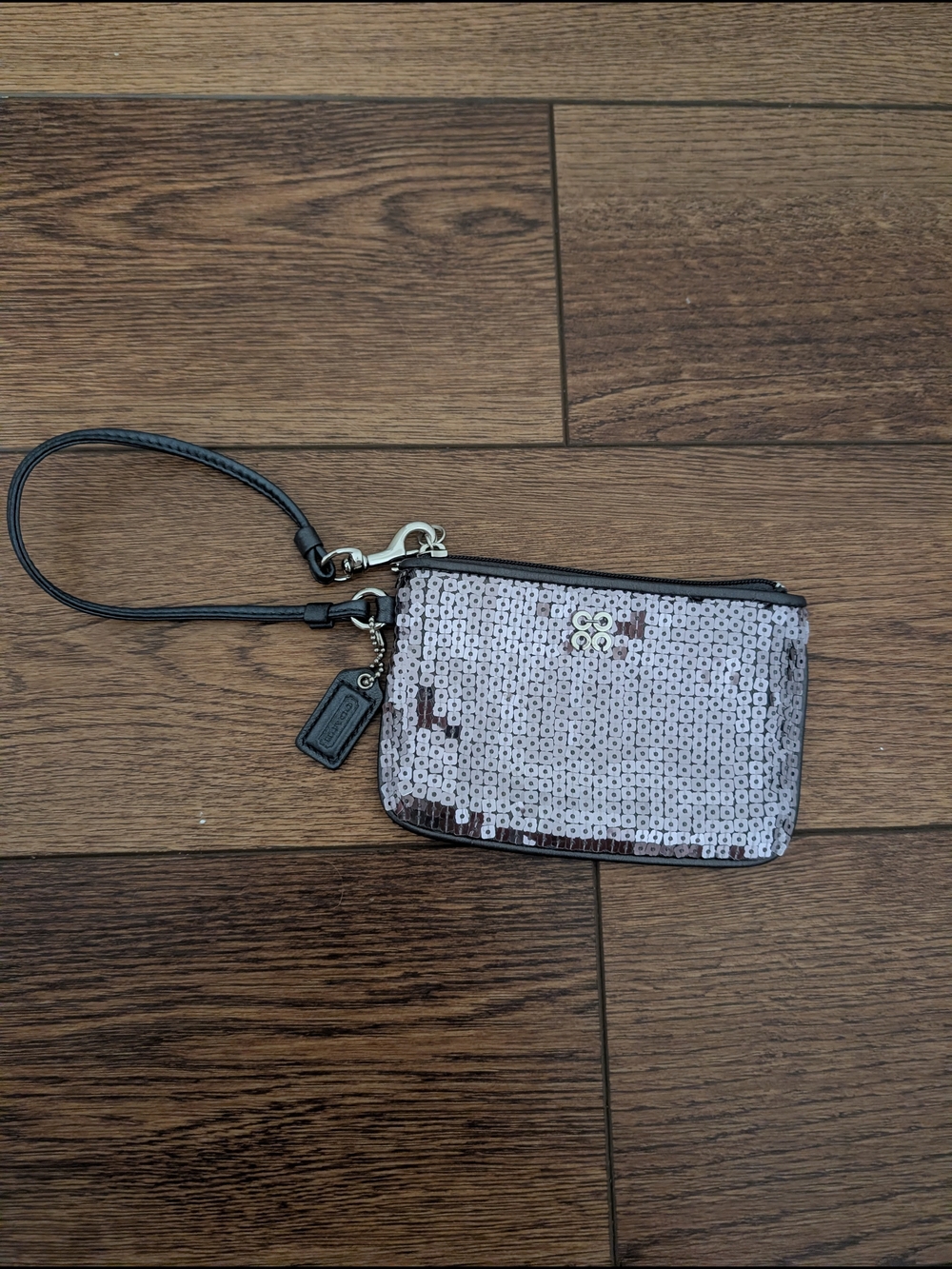 Coach Poppy Sequin Wristlet Silver Black Signature C Logo Y2K Glam